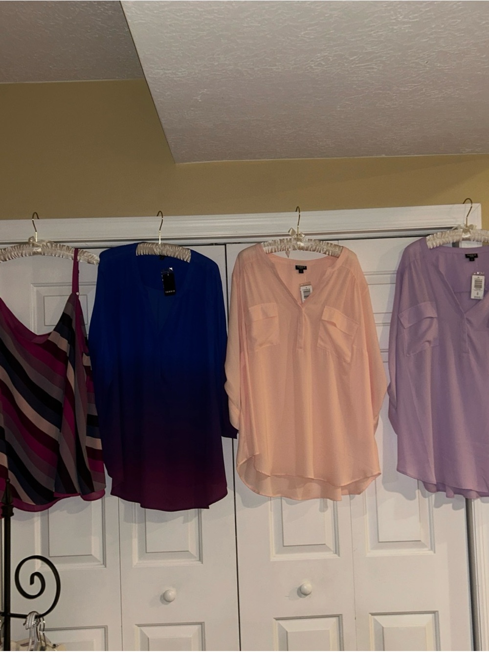 Lot (3) NWT Torrid Harper Georgette Summer Blouse Size 4 4X Pockets + Tank Top